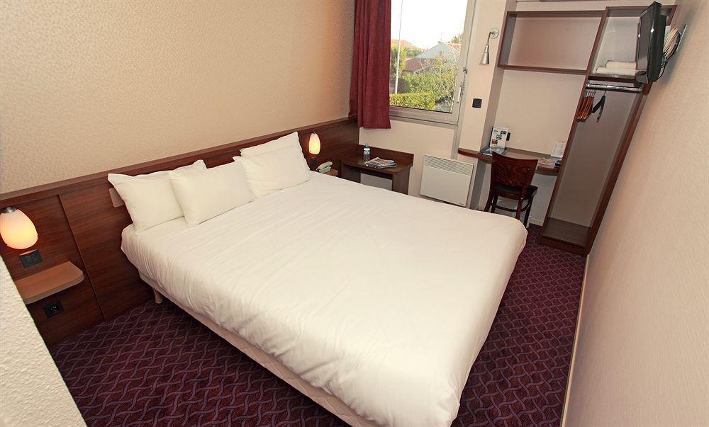 Brit Hotel Toulouse Colomiers – L’Esplanade Habitación foto