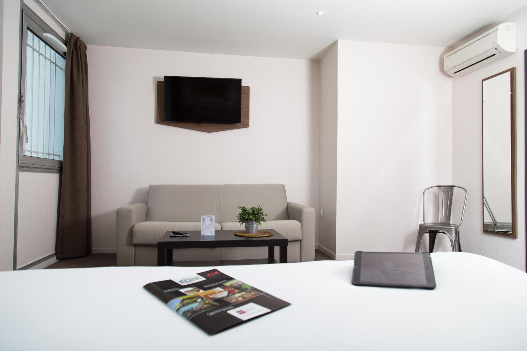 Brit Hotel Toulouse Colomiers – L’Esplanade Exterior foto