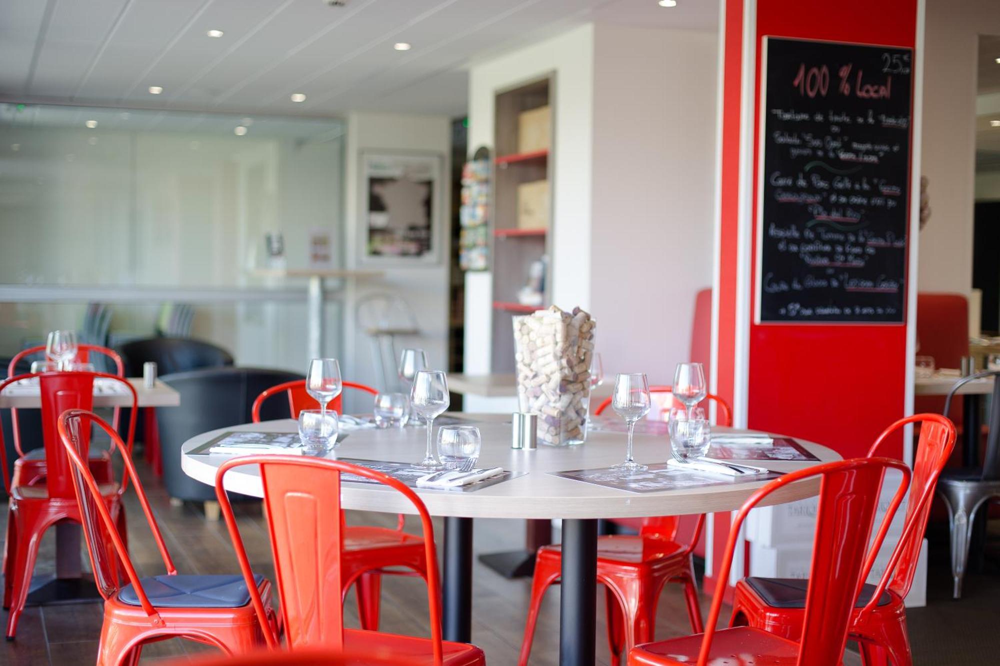 Brit Hotel Toulouse Colomiers – L’Esplanade Exterior foto