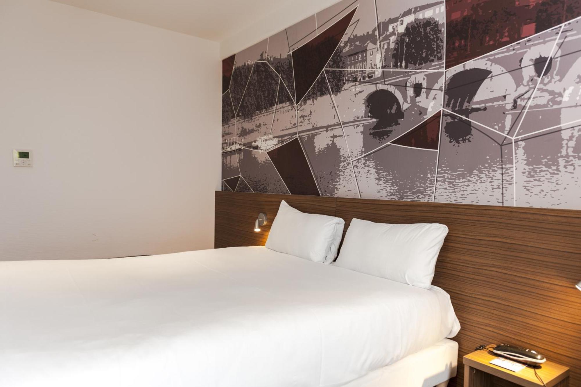 Brit Hotel Toulouse Colomiers – L’Esplanade Exterior foto