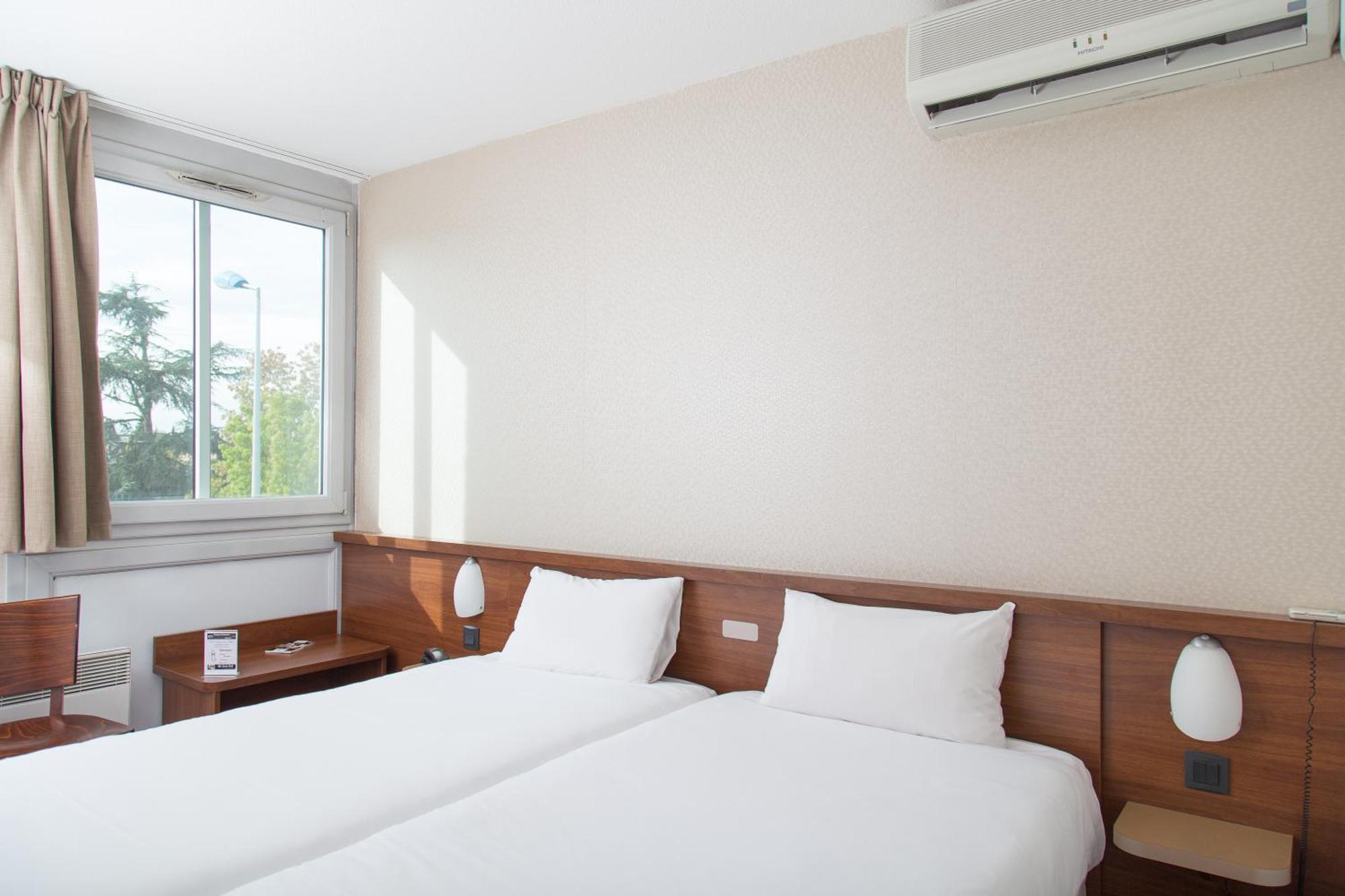 Brit Hotel Toulouse Colomiers – L’Esplanade Exterior foto