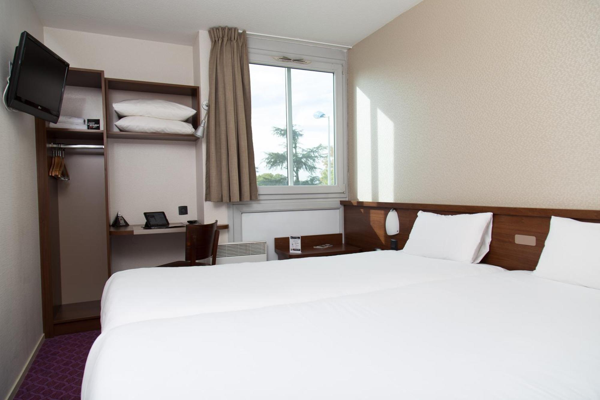 Brit Hotel Toulouse Colomiers – L’Esplanade Exterior foto