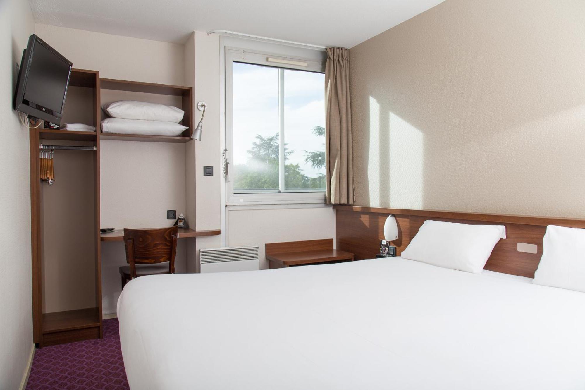 Brit Hotel Toulouse Colomiers – L’Esplanade Exterior foto